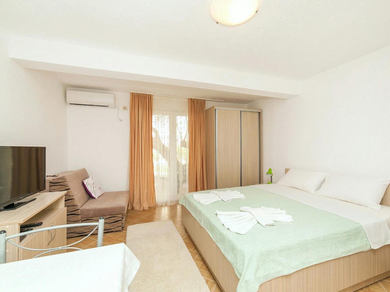Hana Accommodation Sveti Stefan Εξωτερικό φωτογραφία