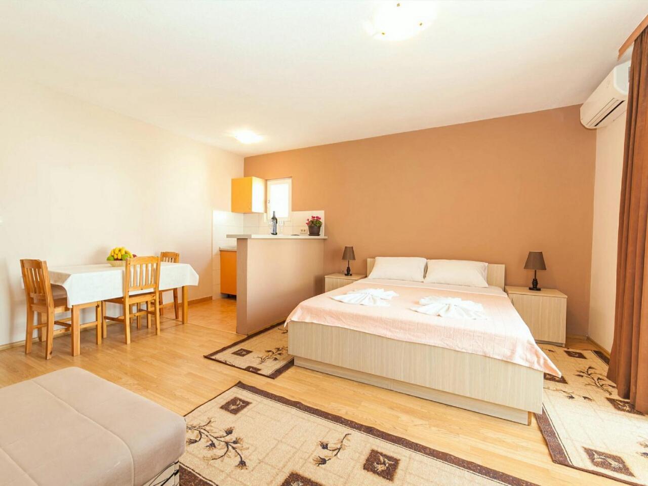 Hana Accommodation Sveti Stefan Εξωτερικό φωτογραφία