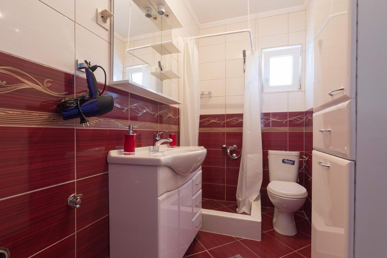 Hana Accommodation Sveti Stefan Εξωτερικό φωτογραφία