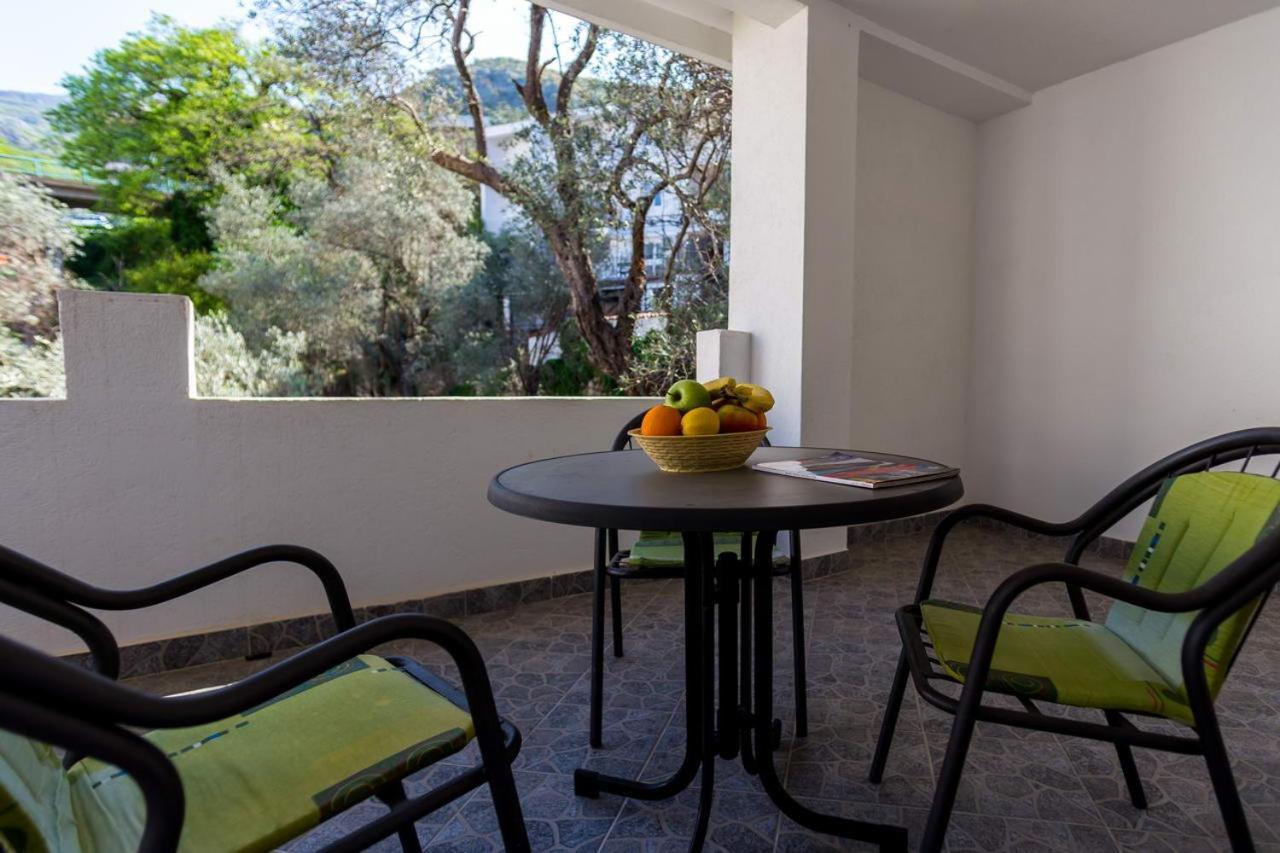 Hana Accommodation Sveti Stefan Εξωτερικό φωτογραφία