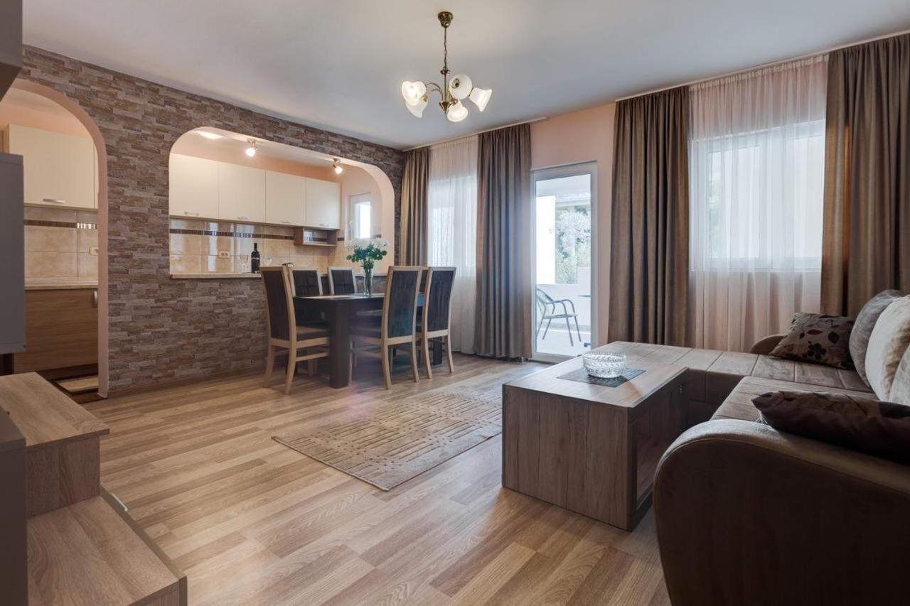 Hana Accommodation Sveti Stefan Εξωτερικό φωτογραφία